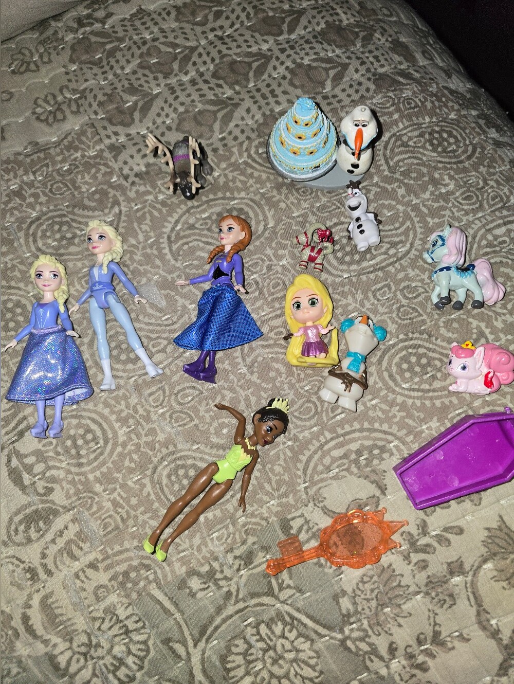 Disney Frozen Elsa Anna Olaf + MORE FIGURES